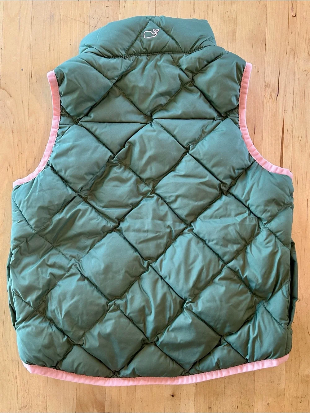 Vineyard Vines Girls Green Quilted Puffer Vest XS 4 5 PrimaLoft Pink Trim